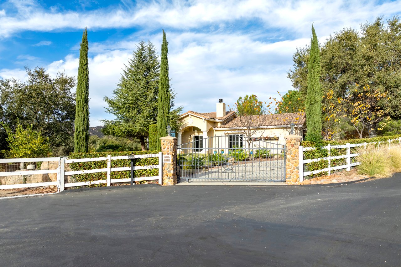 17520 Equestre Court