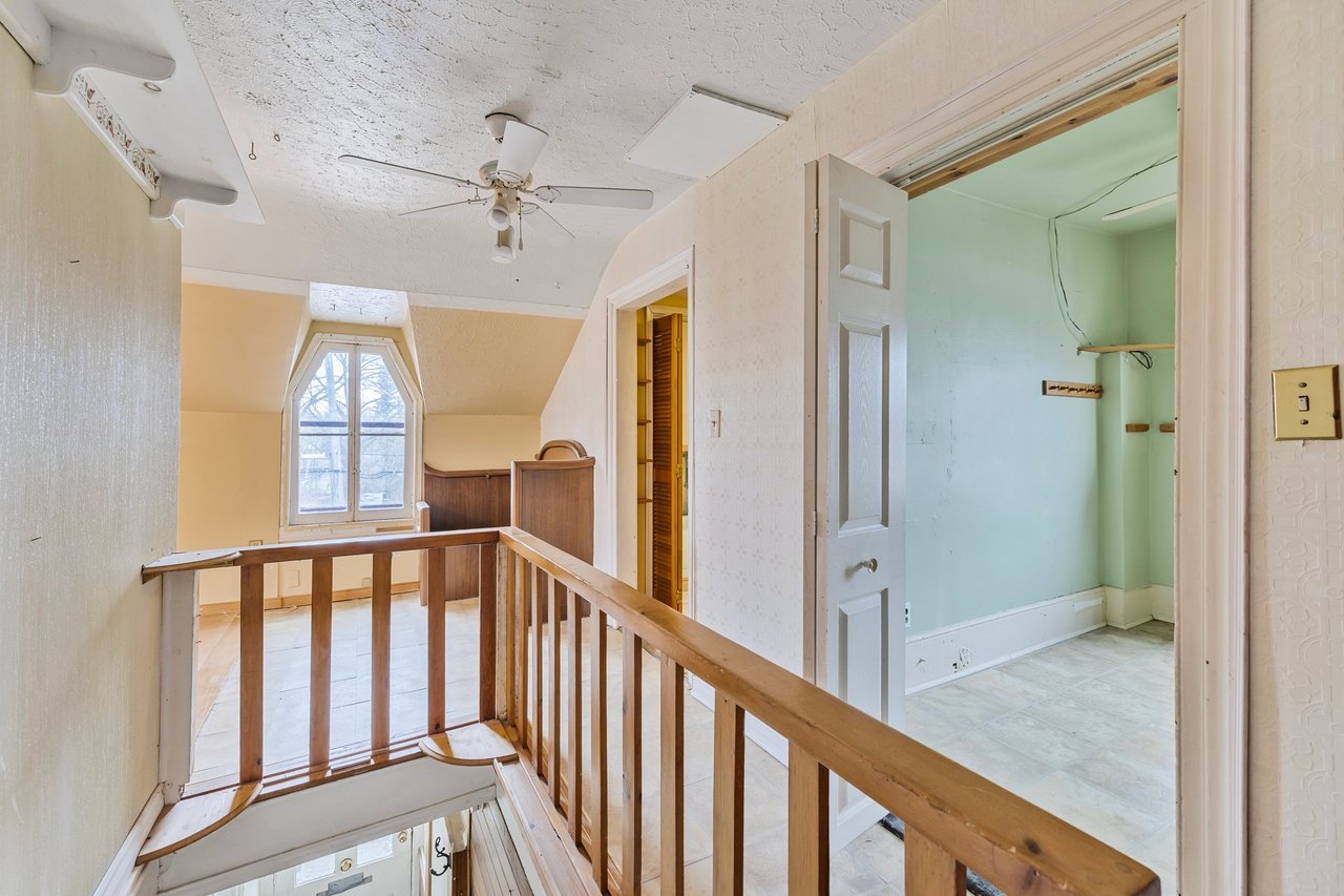 410 Eagle Street, Newmarket, ON L3Y 1K6