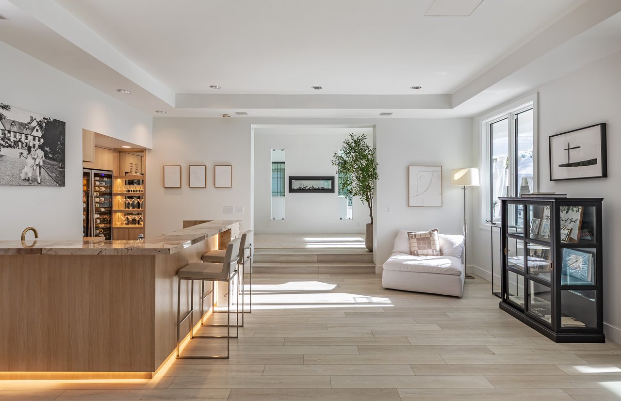 12000 Crest Ct, Beverly Hills