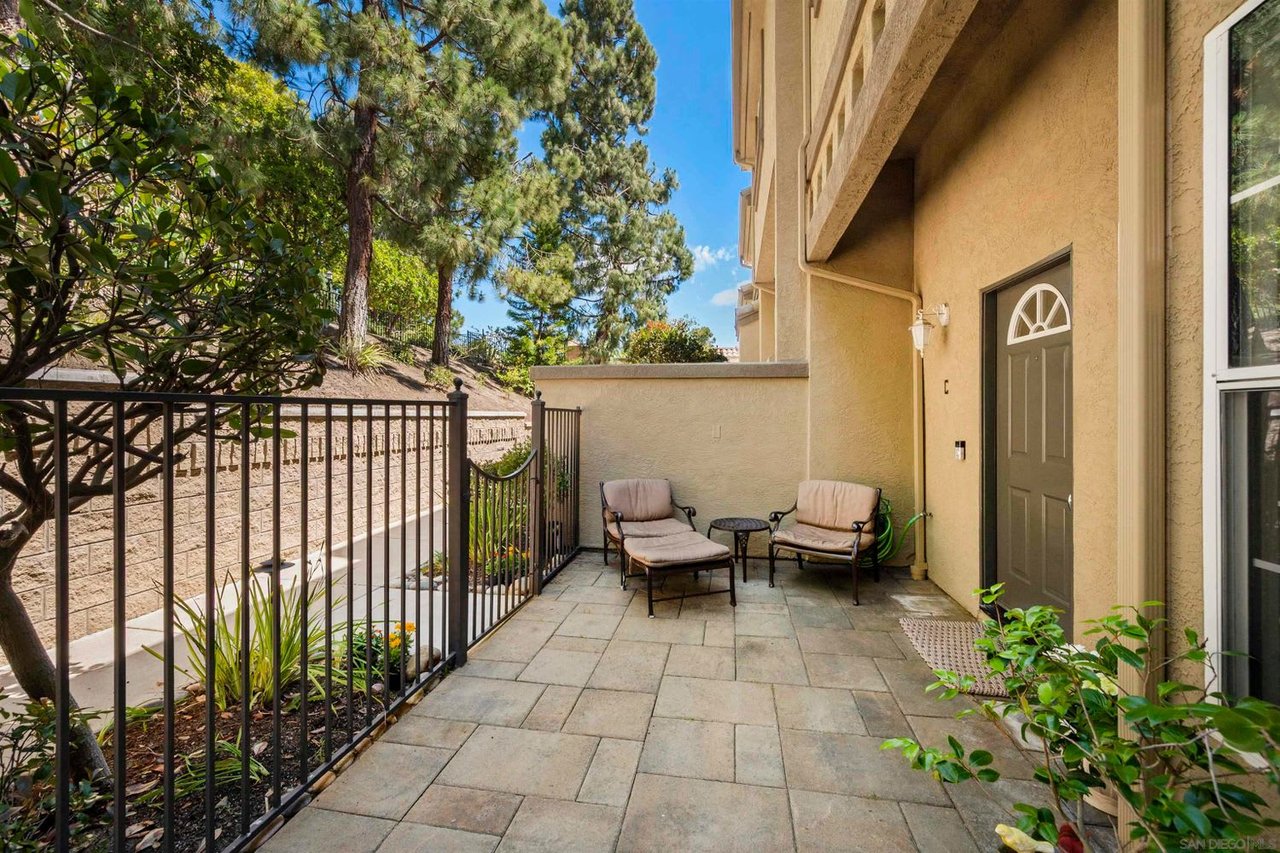 12559 El Camino Real #C
