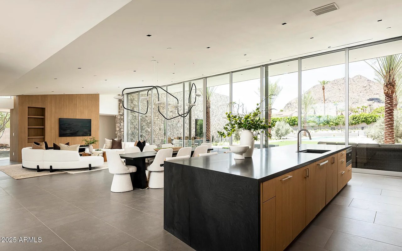 5120 N CASA BLANCA Drive