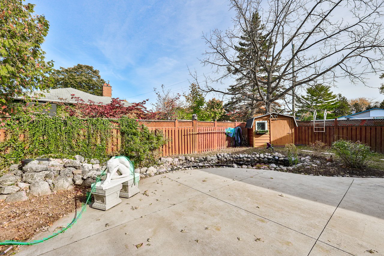 2063 Hixon Street, Oakville