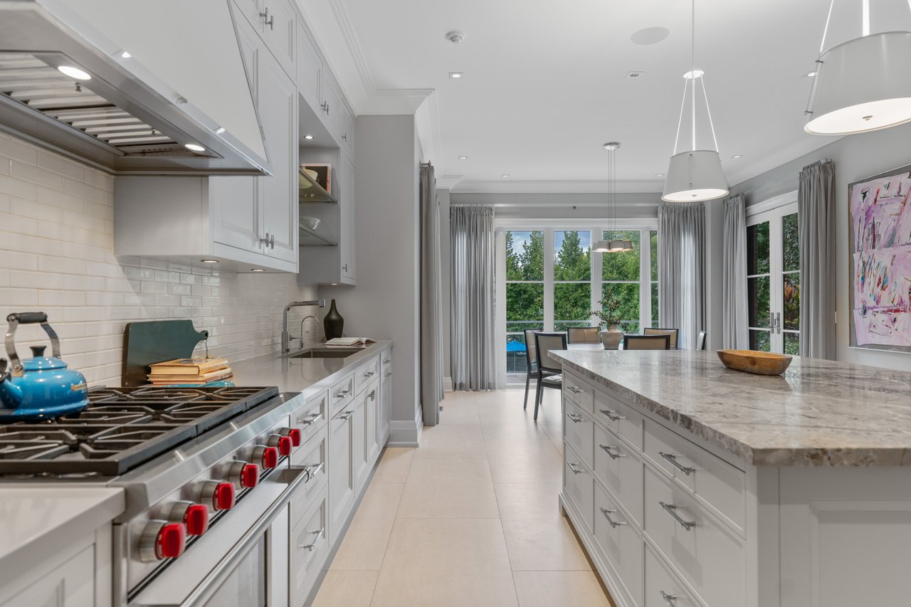 221 Dunvegan Road