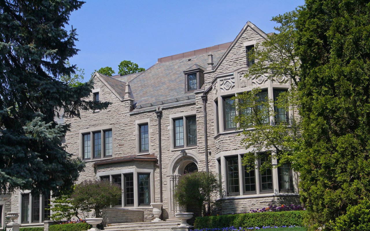  Historic & Legacy Homes