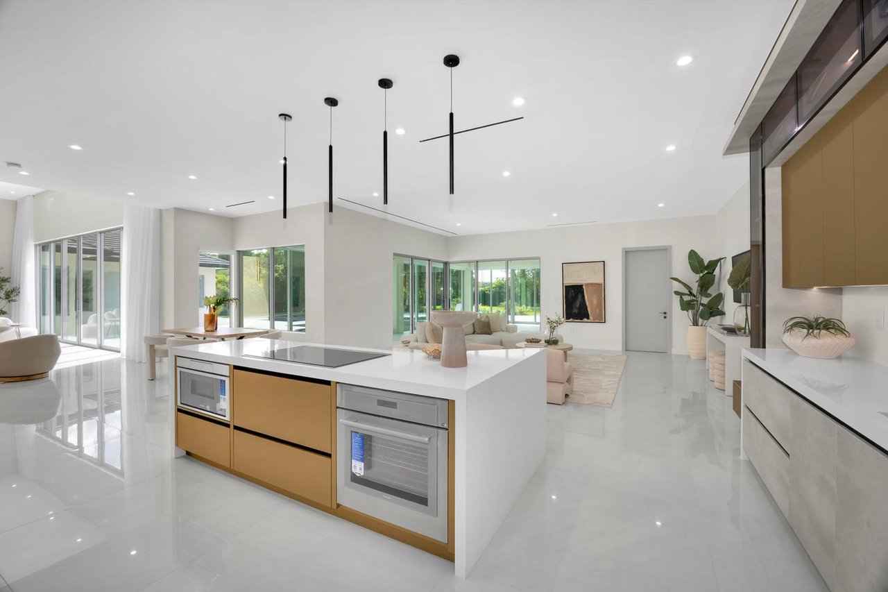 JUST LISTED: Modern Luxury Estate at 11240 SW 95th Street