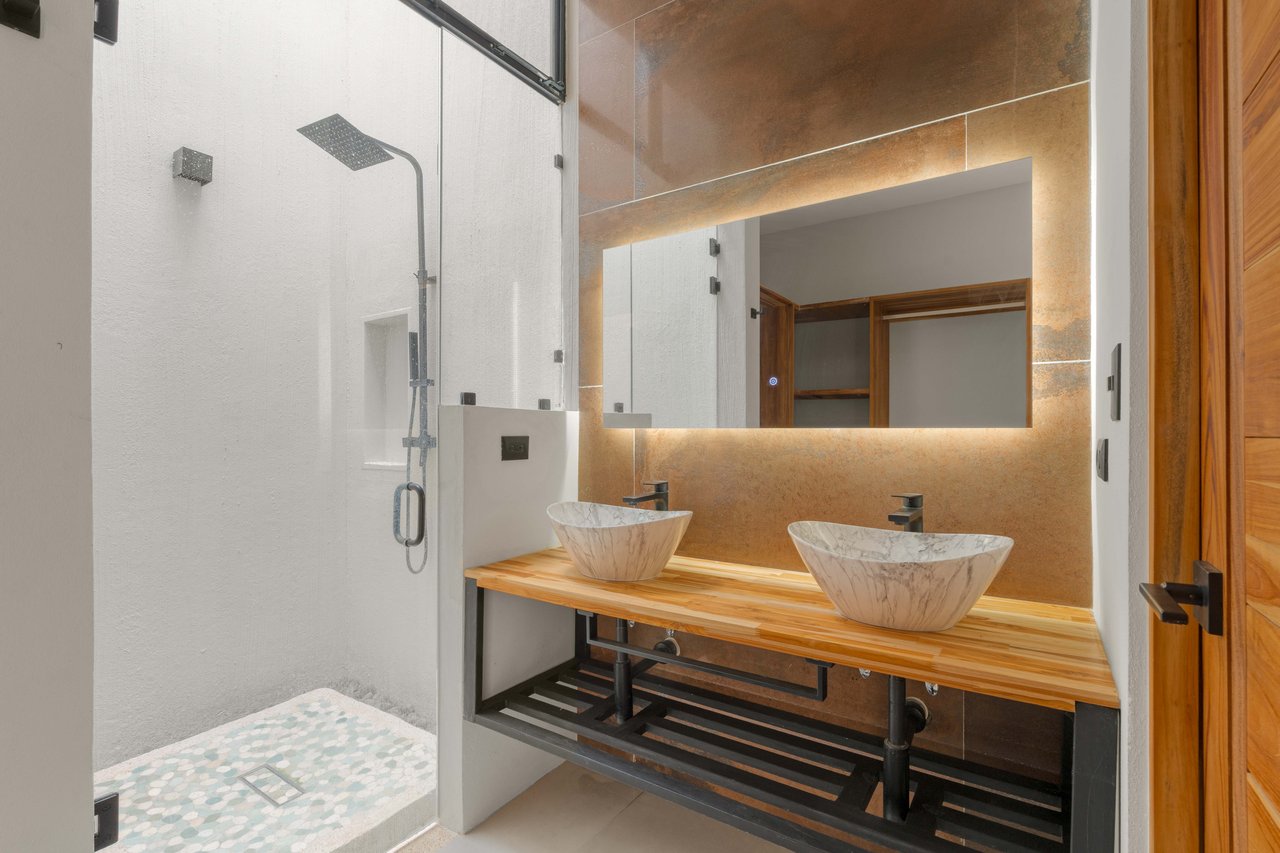 Villa Raoli | Get ready to live in your dream home in the stunning Pacific Heights!