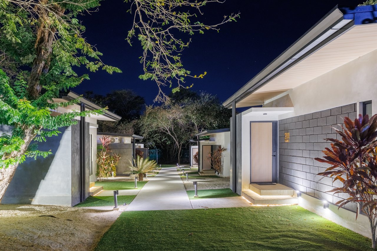 20882 - Multi-Villa Property with 18 Bedrooms, Pool & Clubhouse, Tamarindo