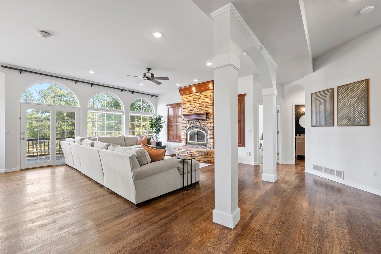 17521 Abert Ridge View