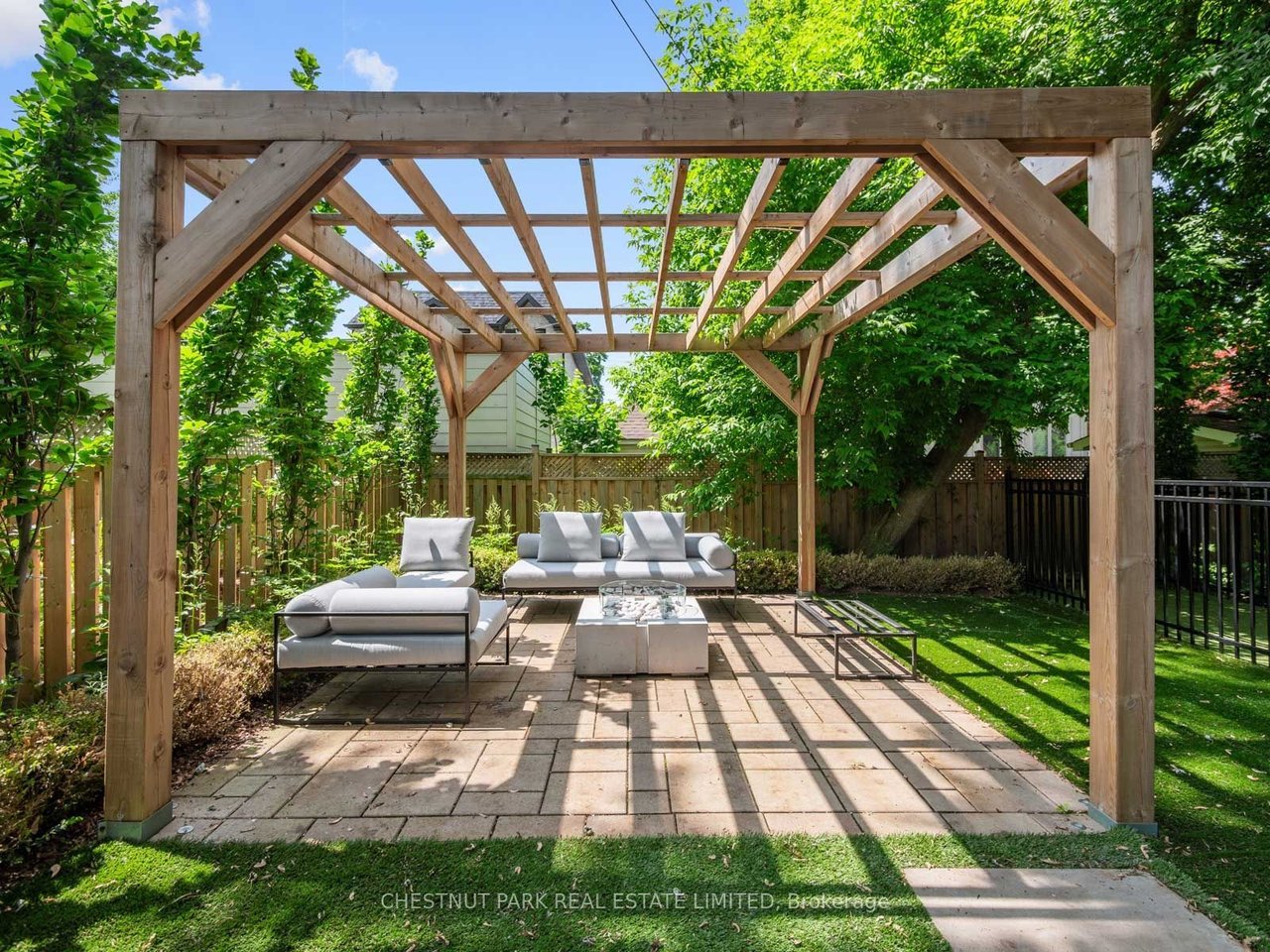 50 Southvale Dr