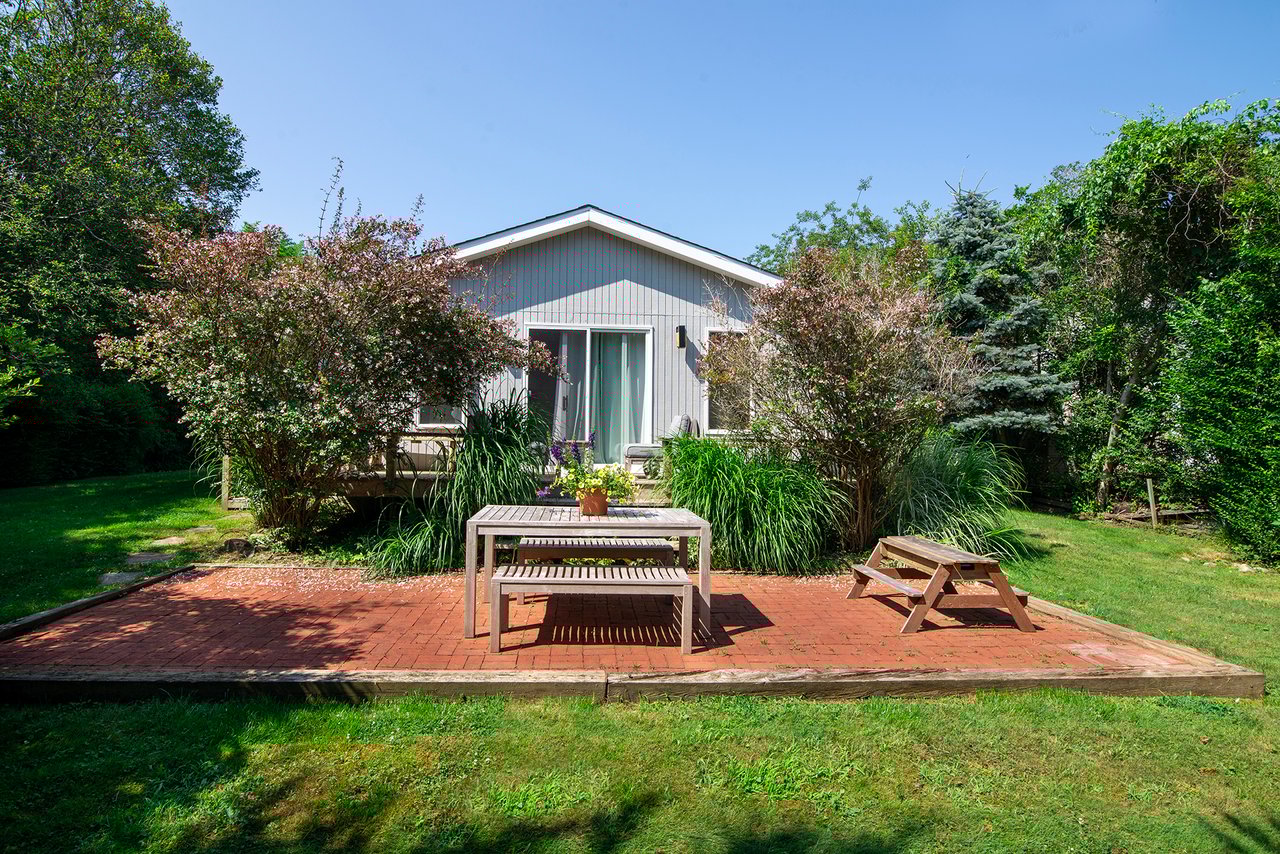 21 Flagg Avenue