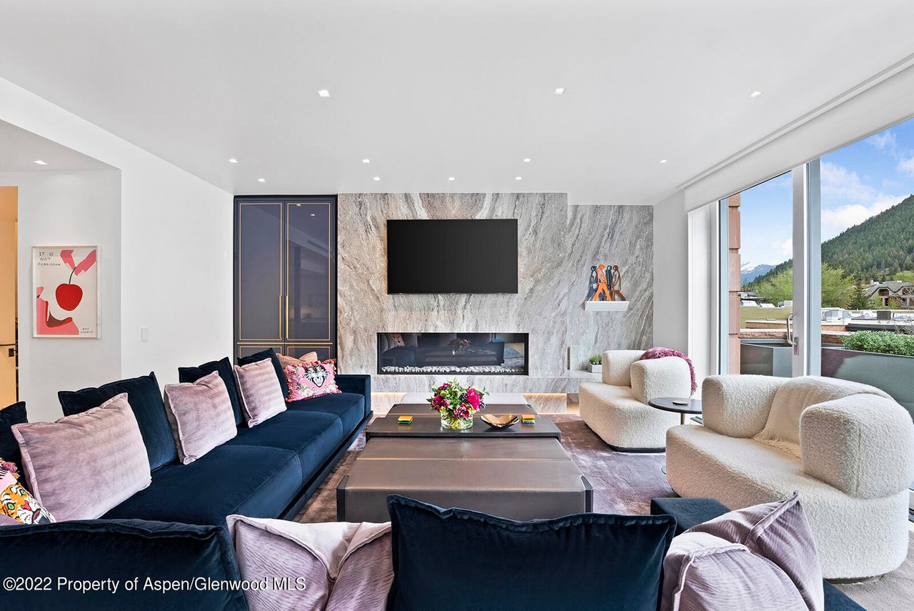 508 E Cooper Avenue, Unit 201