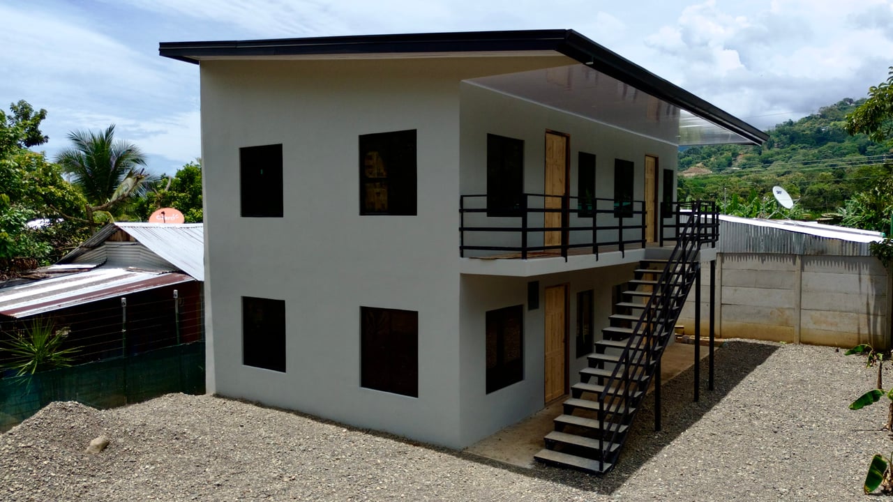 4-Units Mini Apartment In Uvita, Potential Rental income