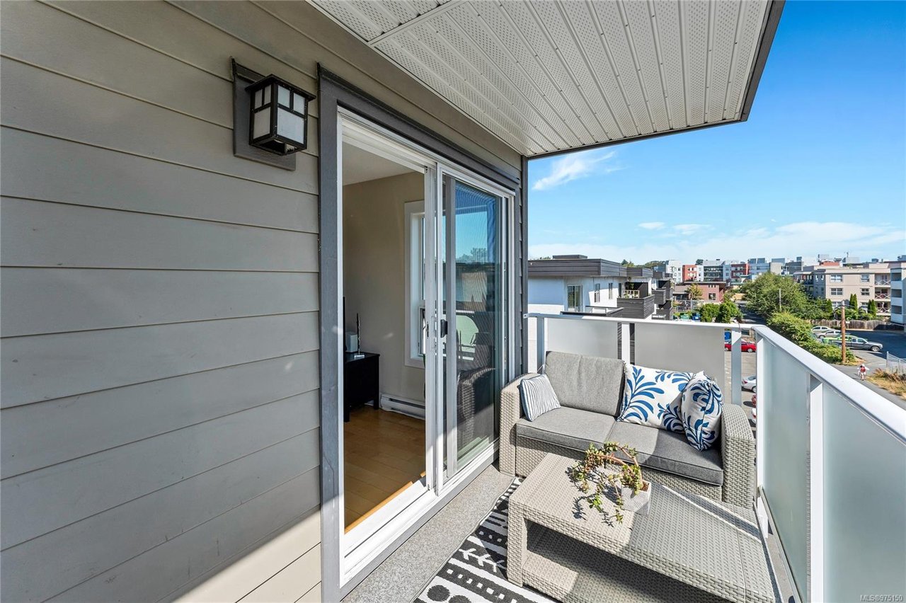 304-2515 Dowler Pl