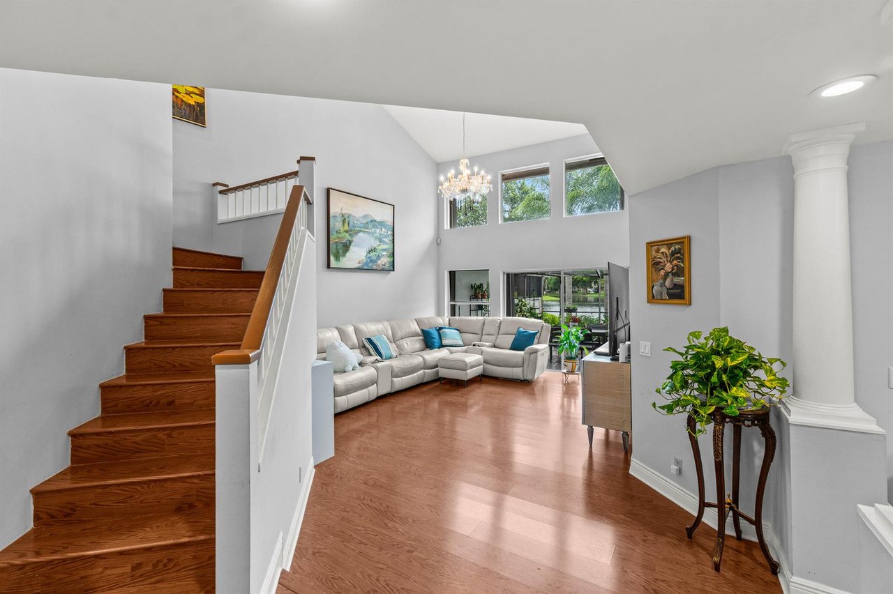 2011 NW 53rd St