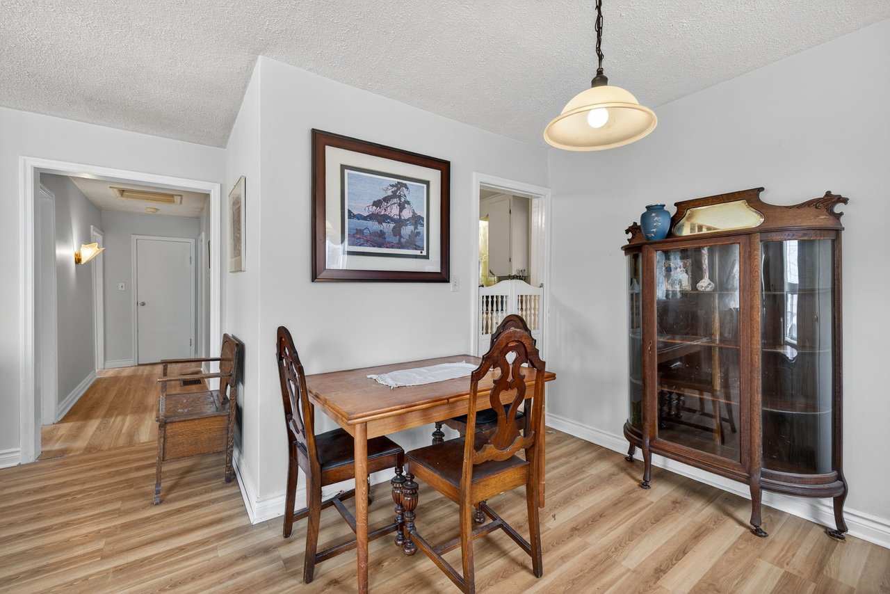 275 Maple Street, Newmarket