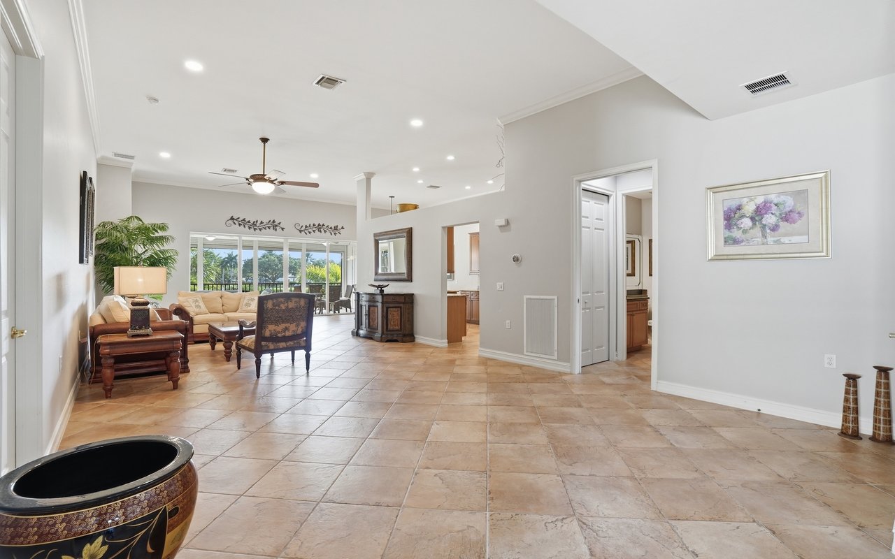 9250 Triana Ter #203