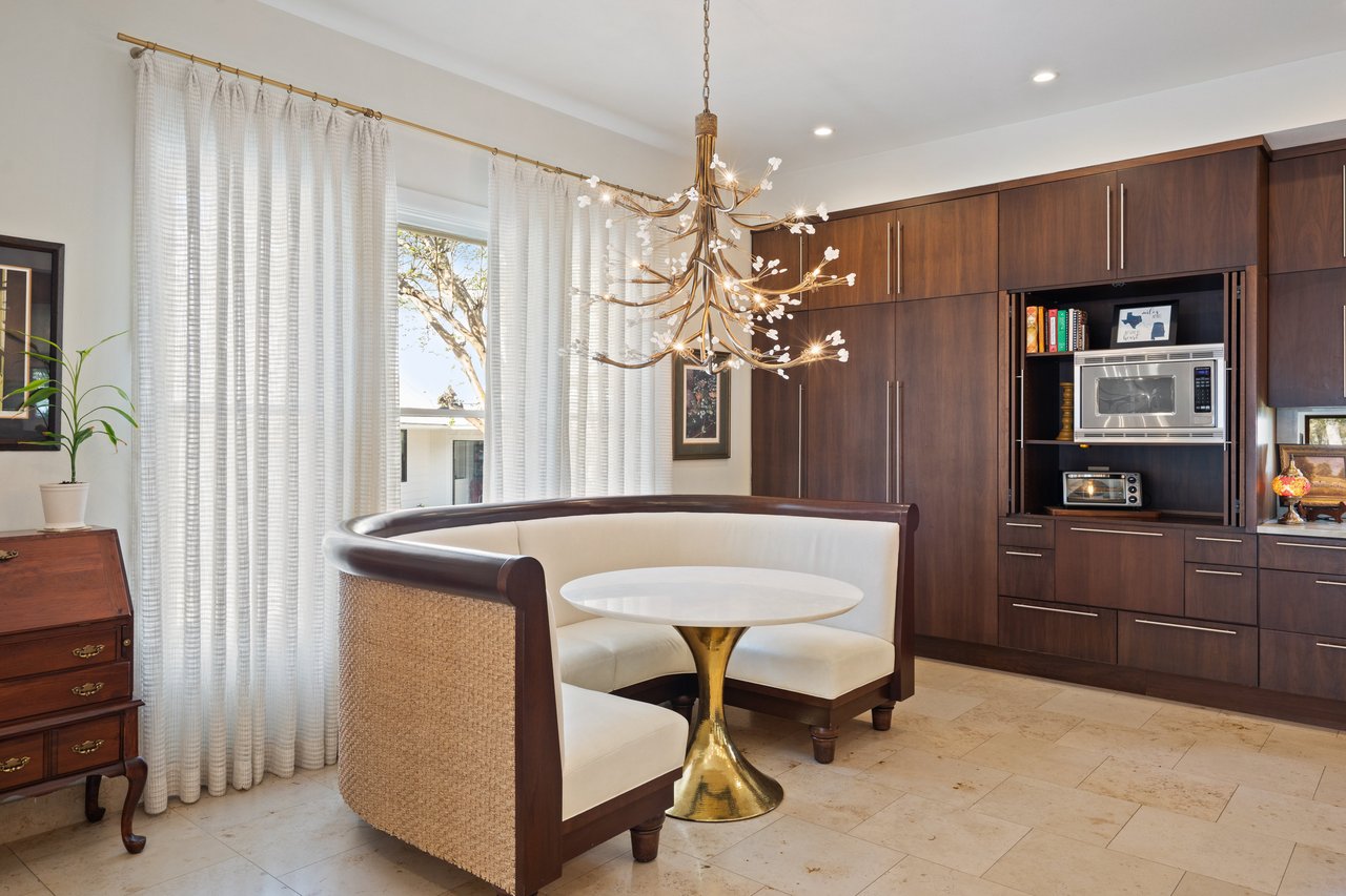 Island Wood Luxury