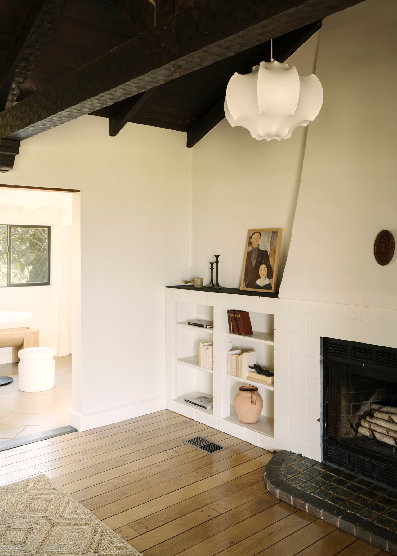 11764 Laurelcrest Drive in Studio City
