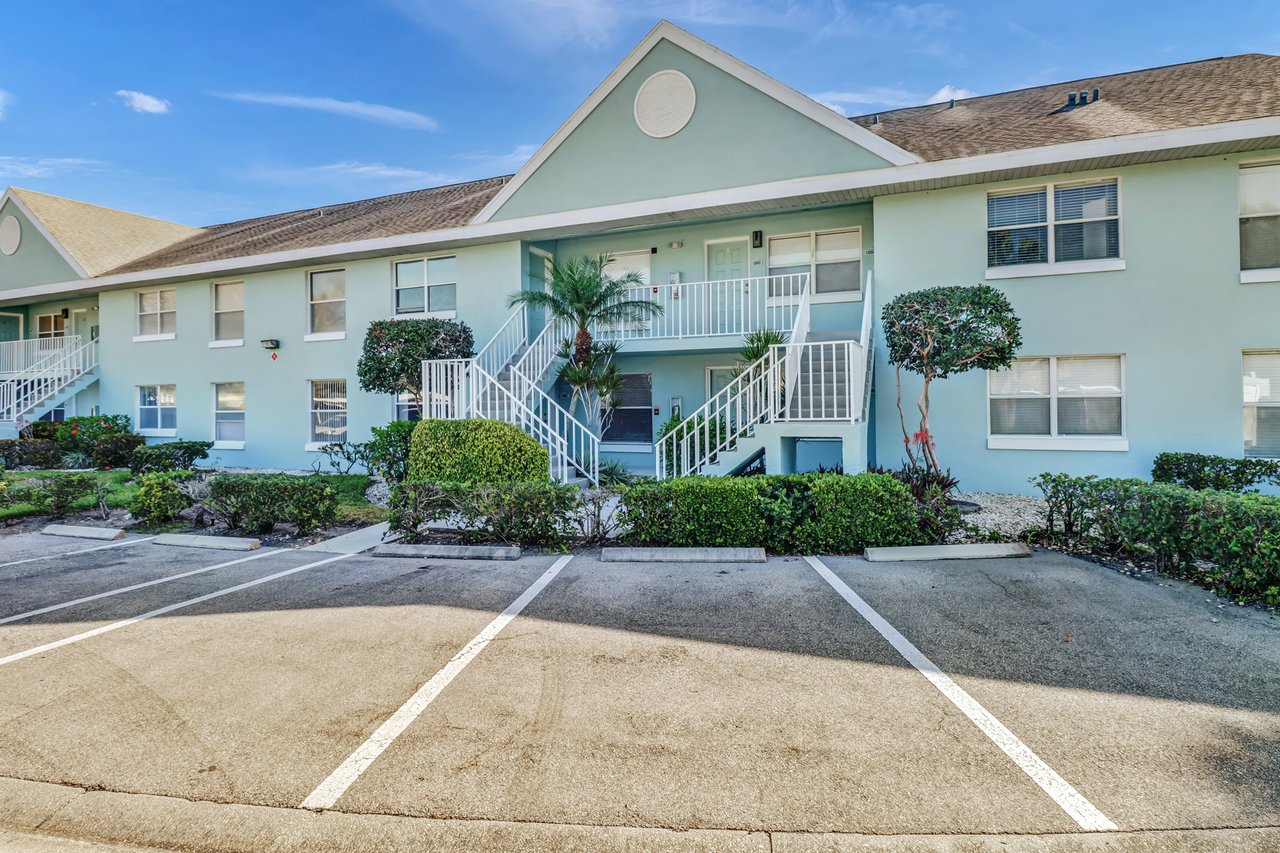 113 Wading Bird CIR # 105 Unit: W-105