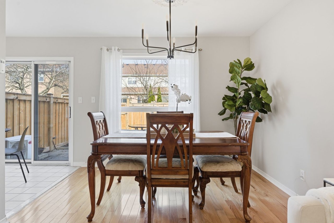 819 Village Green Blvd 27