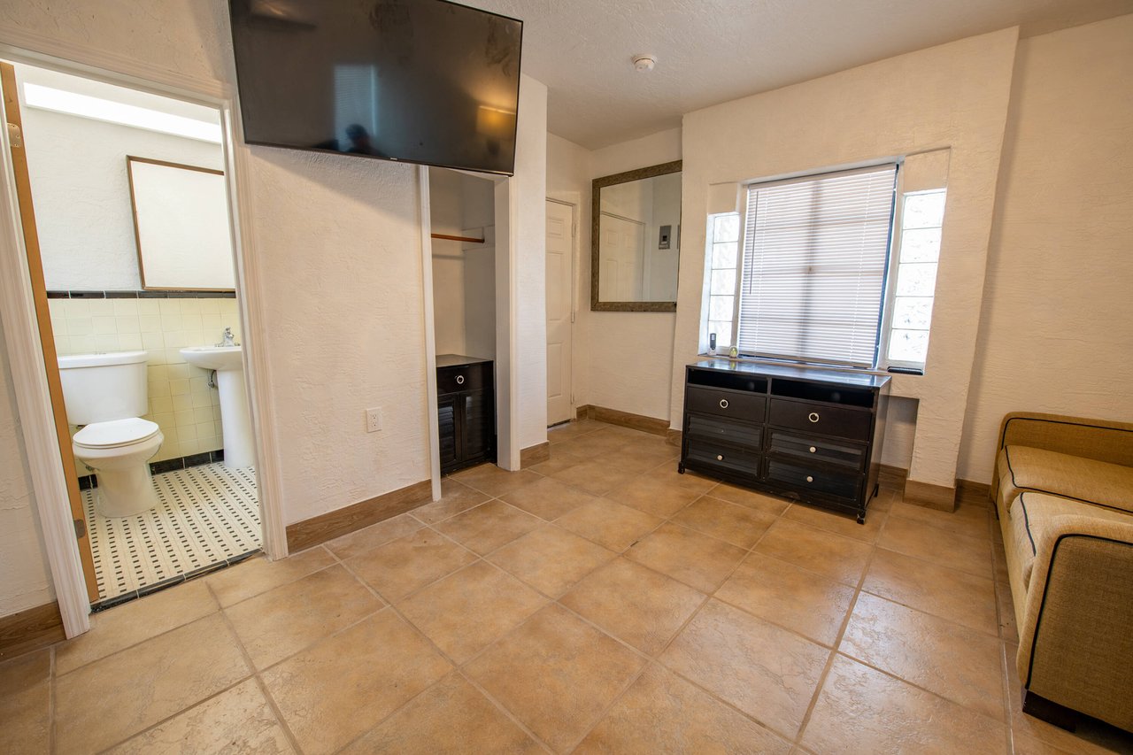 Ridgewood Ave - 1455 units of airbnb zoned properties