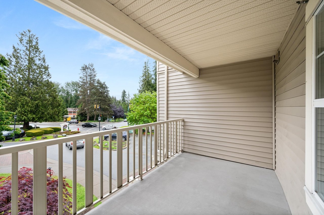 214-960 Lynn Valley Rd