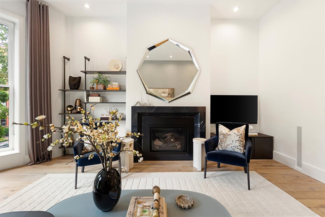 7 Marlborough Street # 1