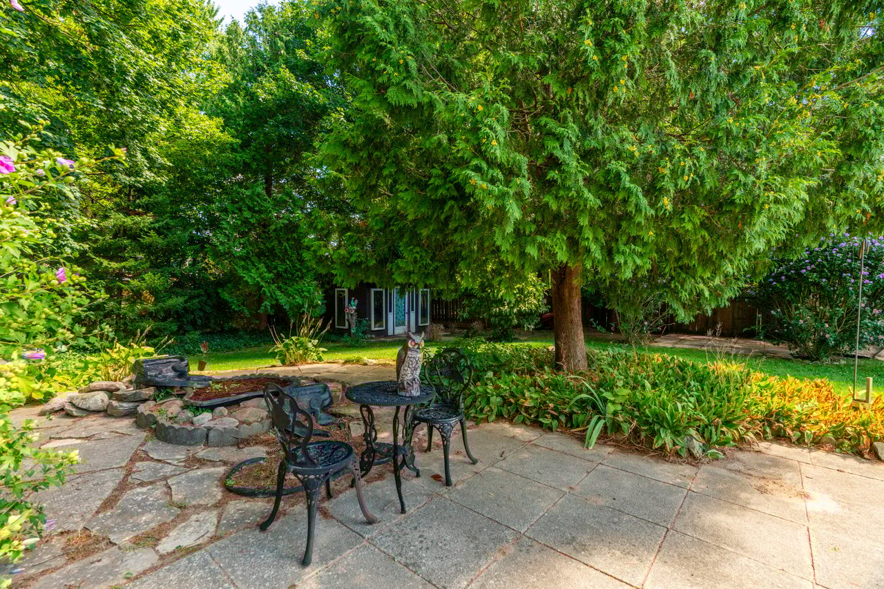 Once of a kind home in Byron 