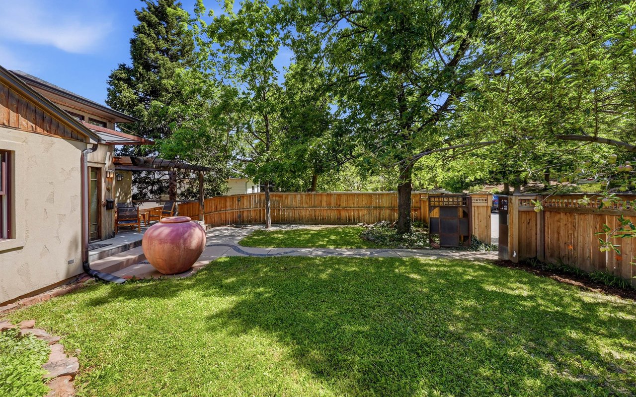 2850 6th Street