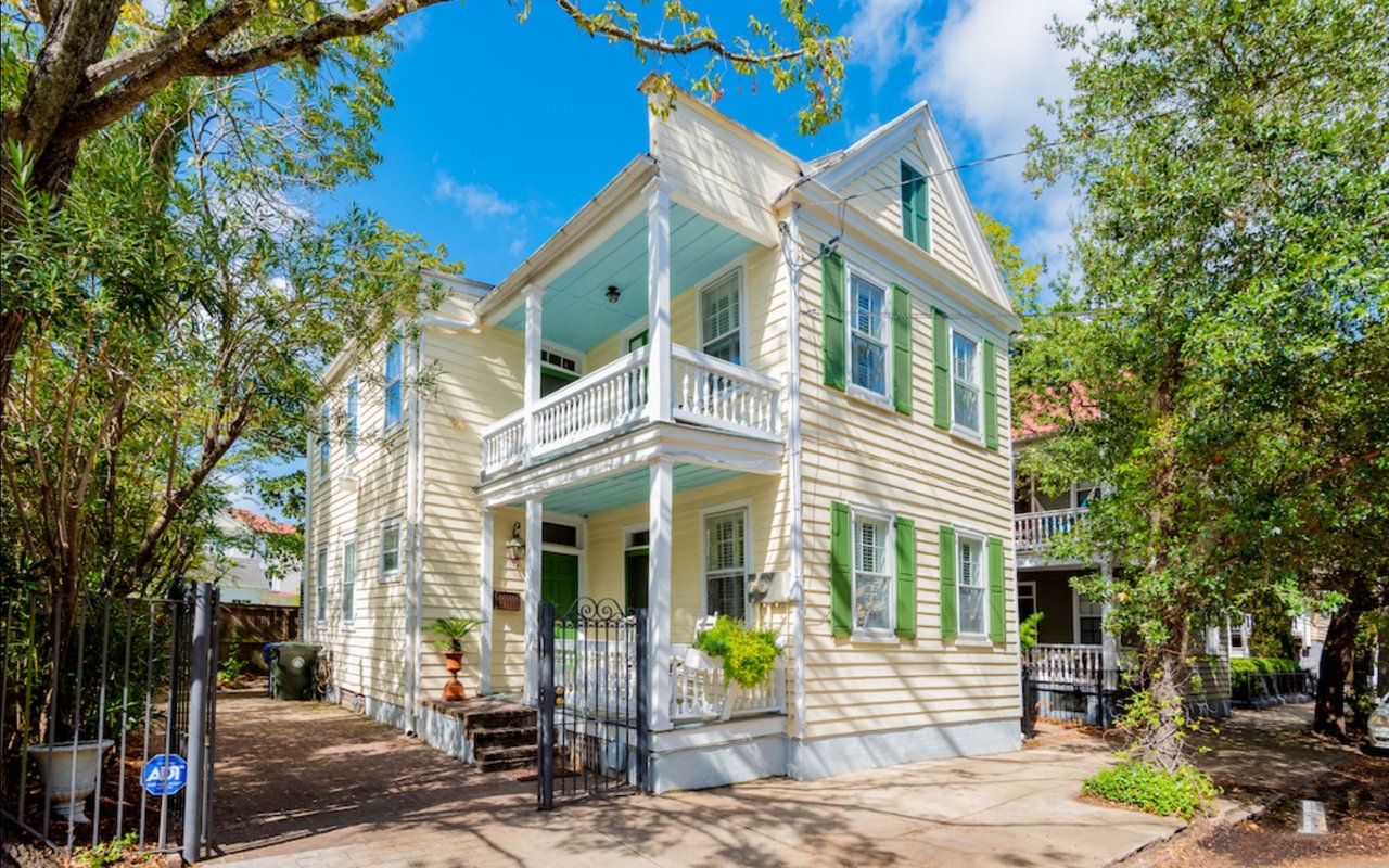 84 Vanderhorst Street – Renovated Charleston Single
