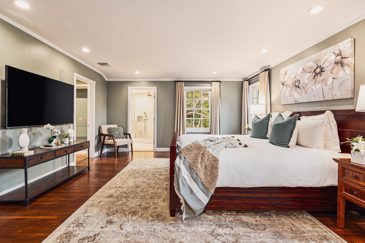 2055 Outpost Dr, hollywood hills