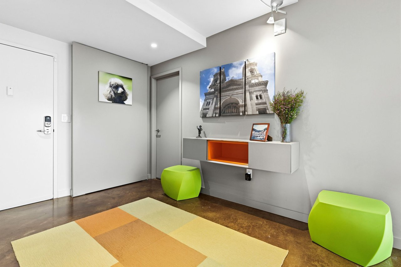 Sowa Full Service Condo