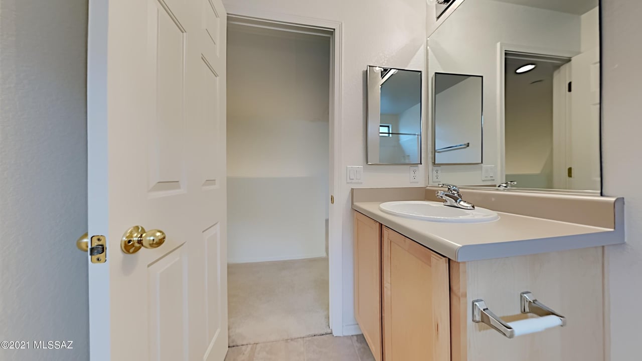 13020 N Desert Olive Dr