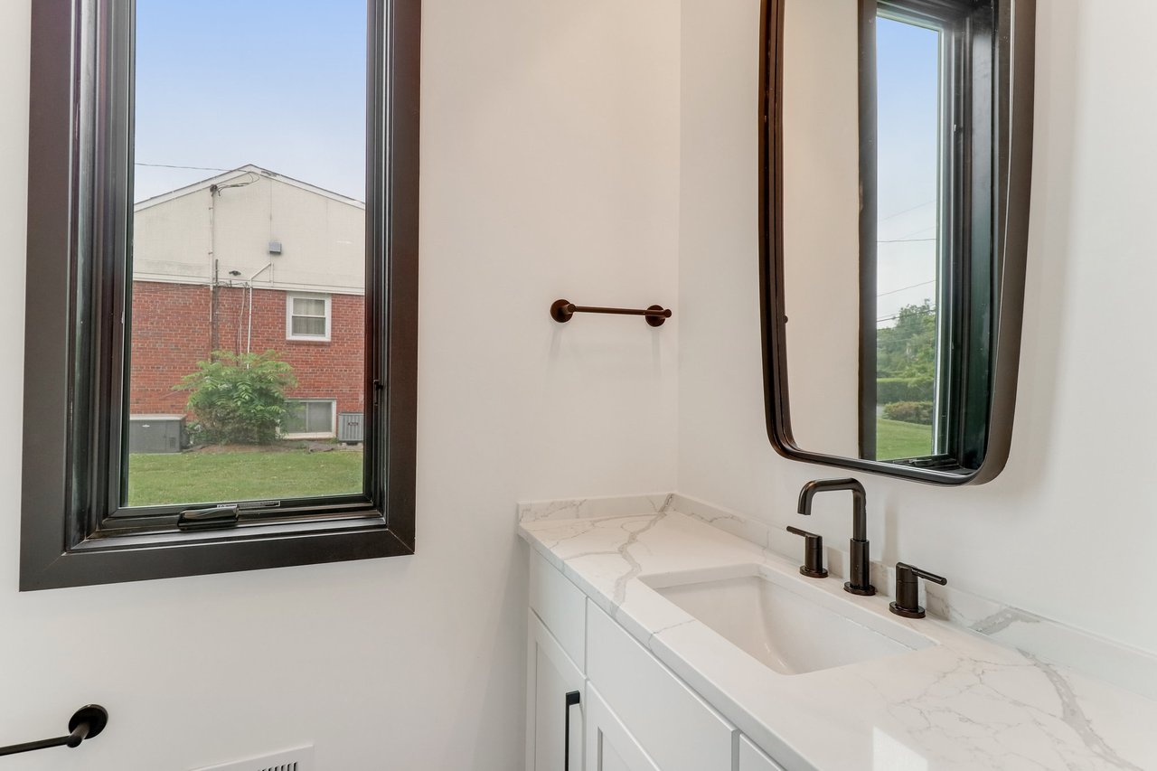 	  	1138 Basil Rd, Mclean, VA 22101