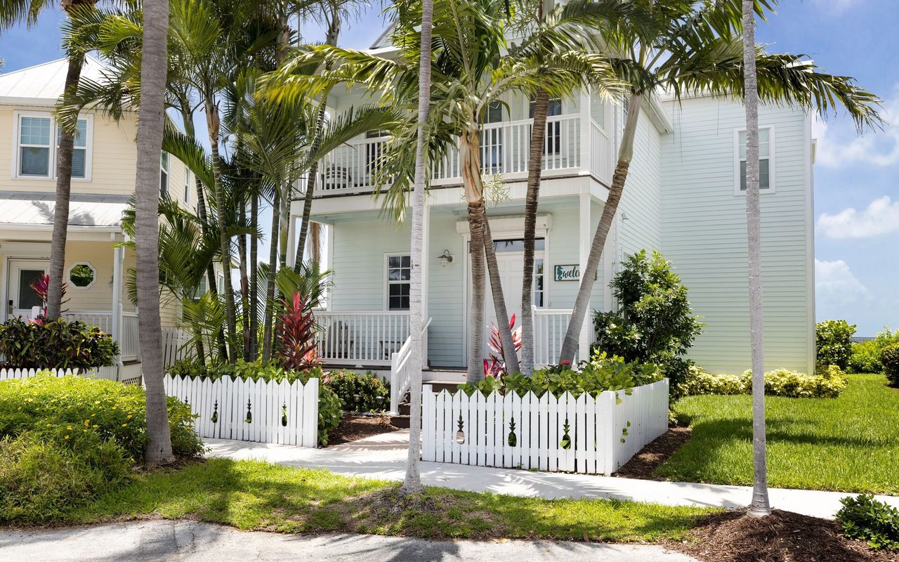 Tropic Palms
