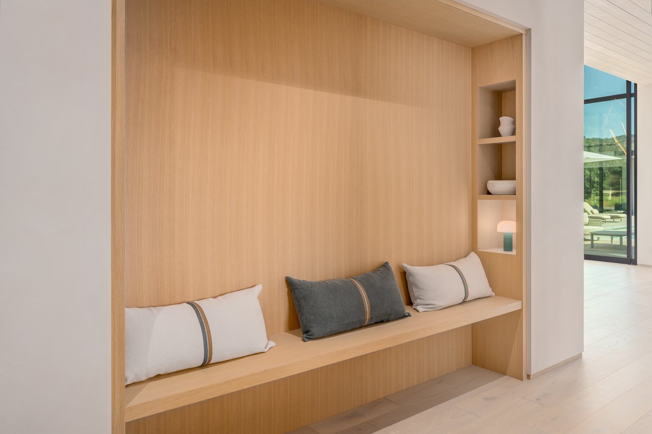 1608 Ridge Valley Road