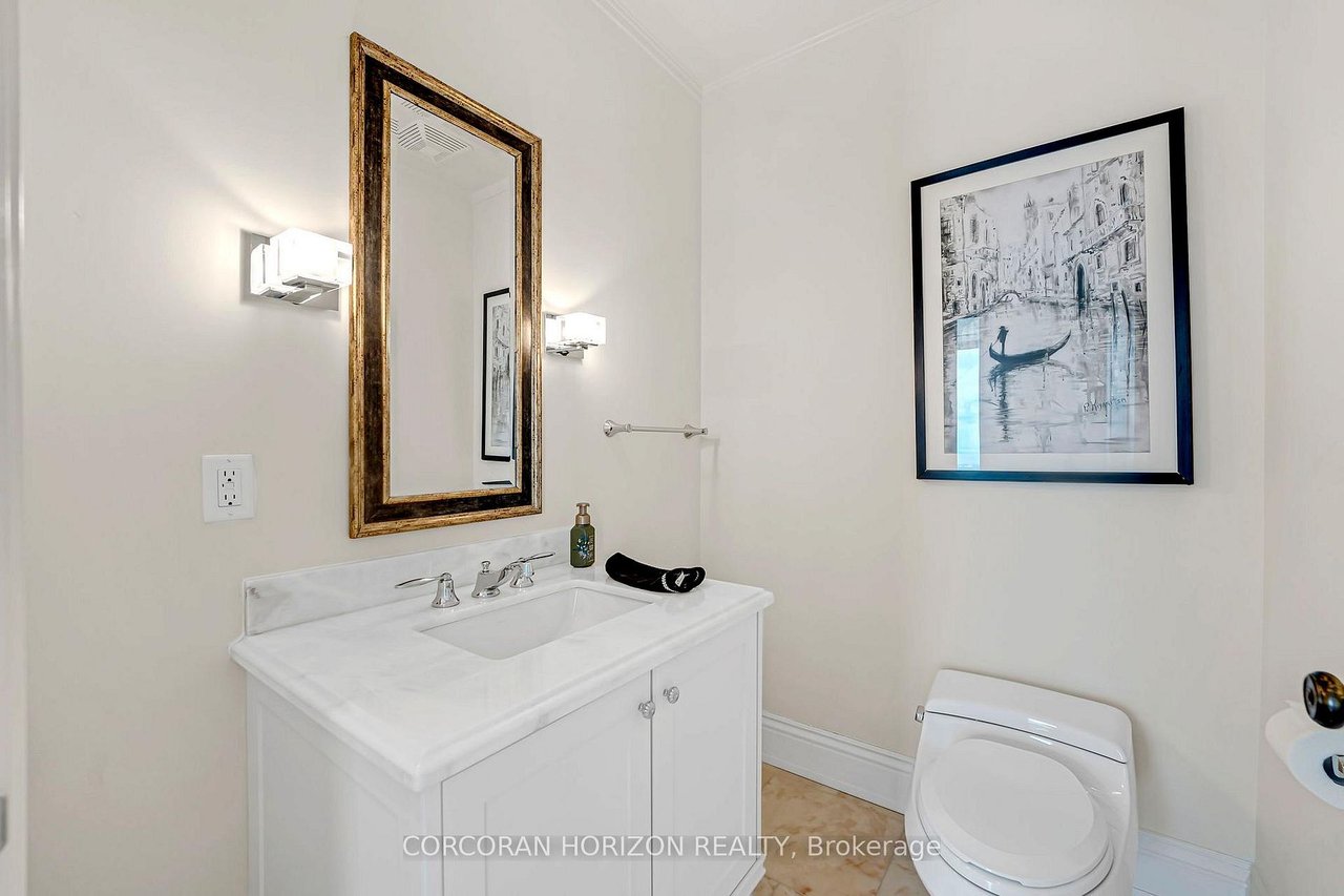 THE RITZ-CARLTON RESIDENCES FOR LEASE