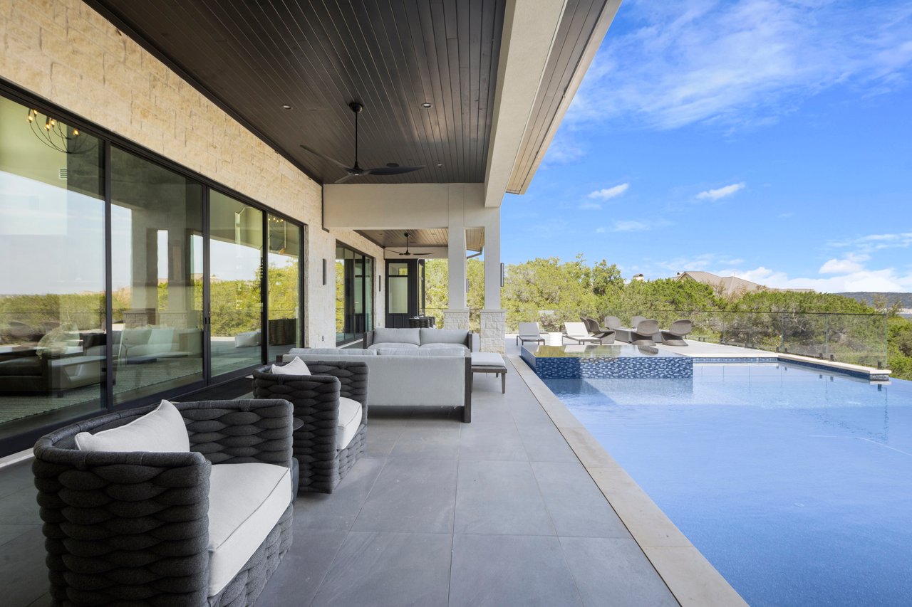 Spicewood Custom Home ~ Custom Residence