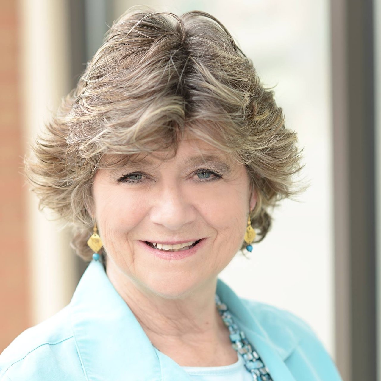 Deborah Parris Arlington, OH Real Estate Agent Headshot