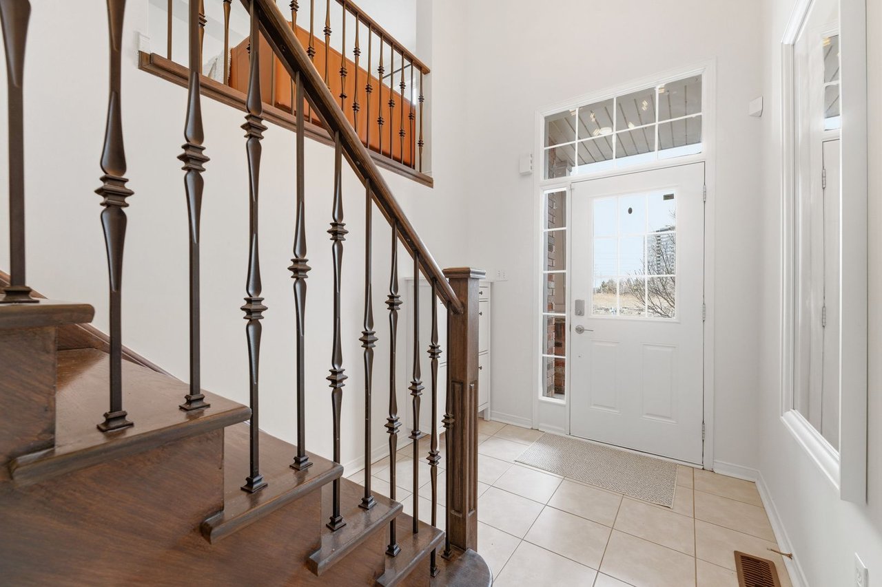 647 Courtney Valley Rd