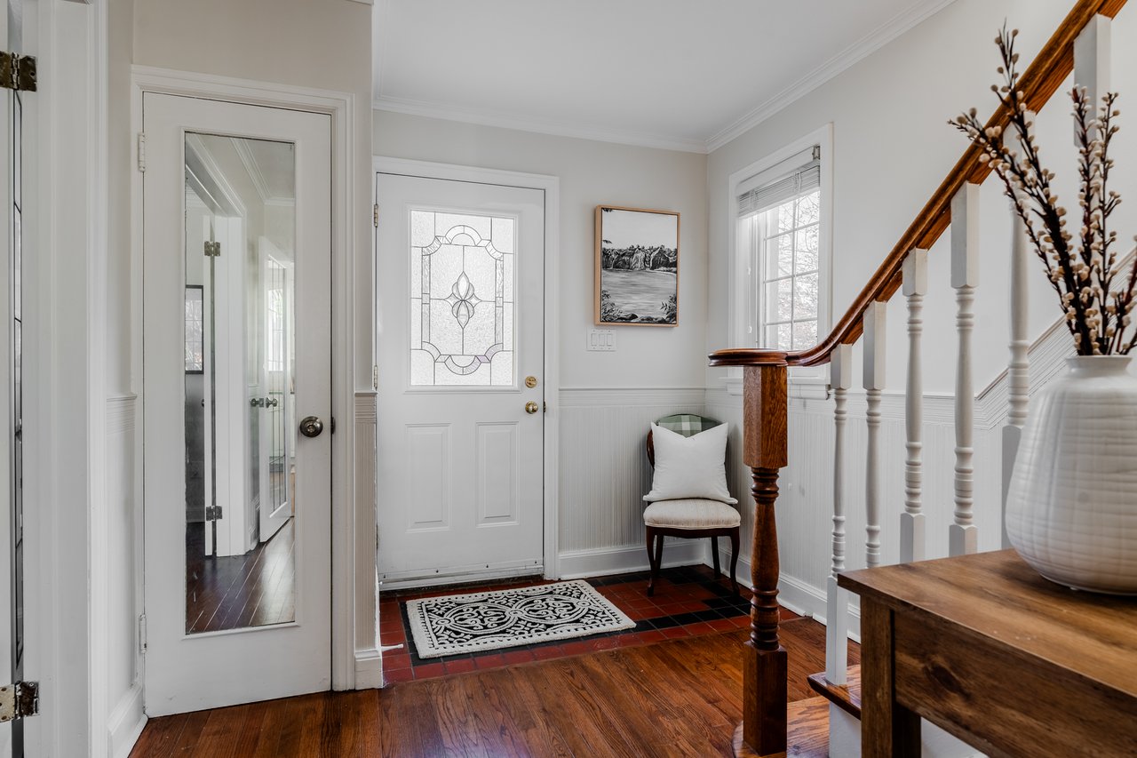 4 Midland Ave