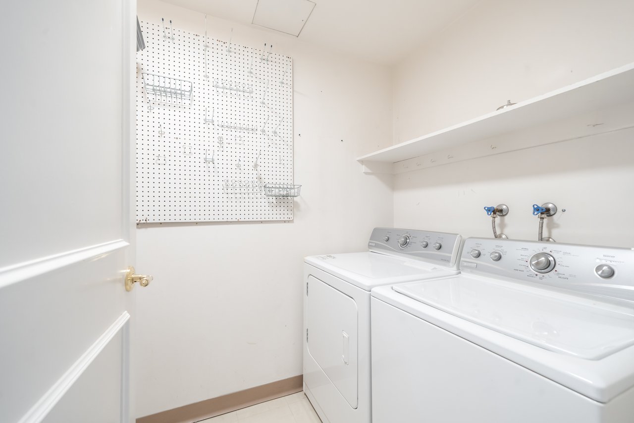 55a Avenue Rd #606