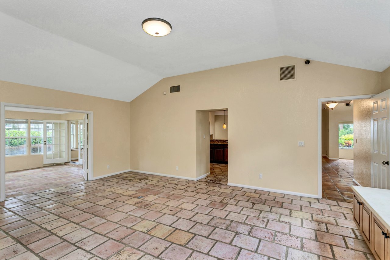11015 Clipper Court
