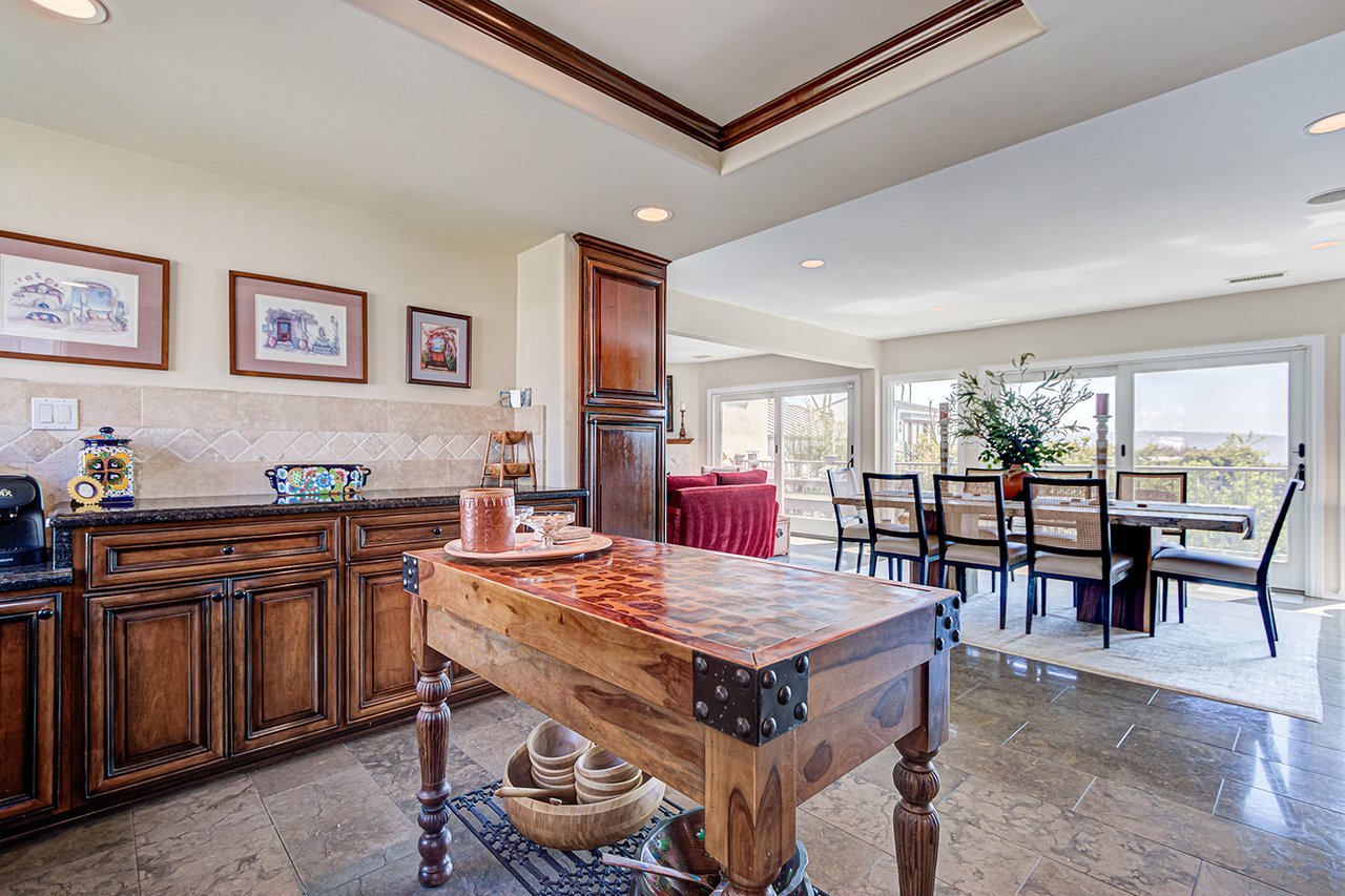 Hill Section View Home