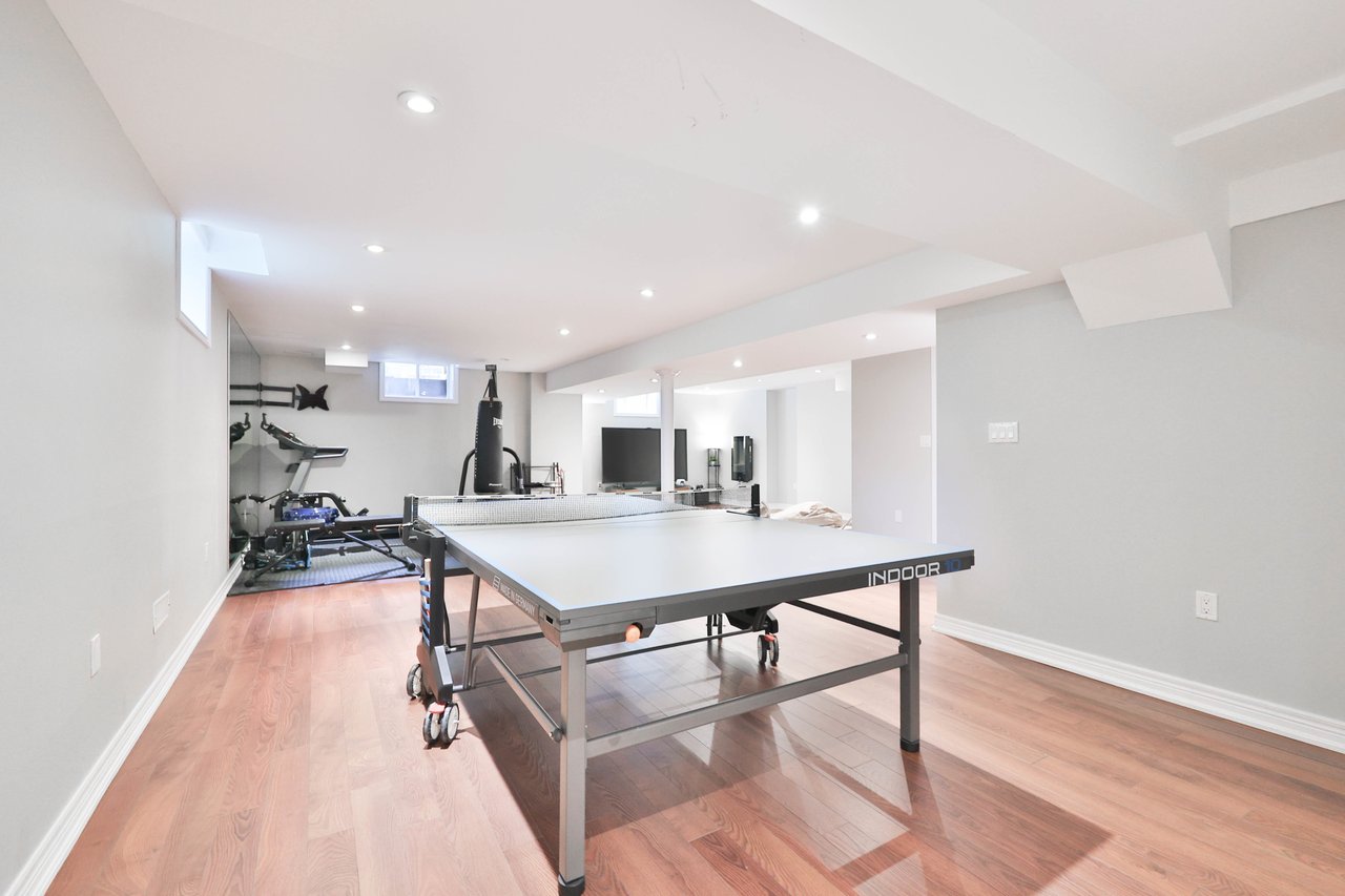 3262 Skipton Lane, Oakville