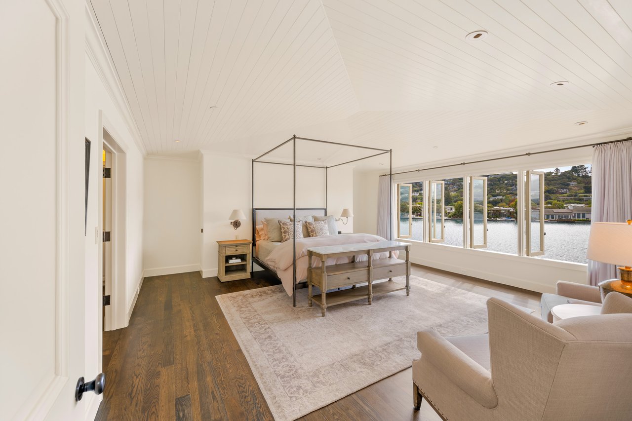 Unparalleled Design on the Belvedere Lagoon