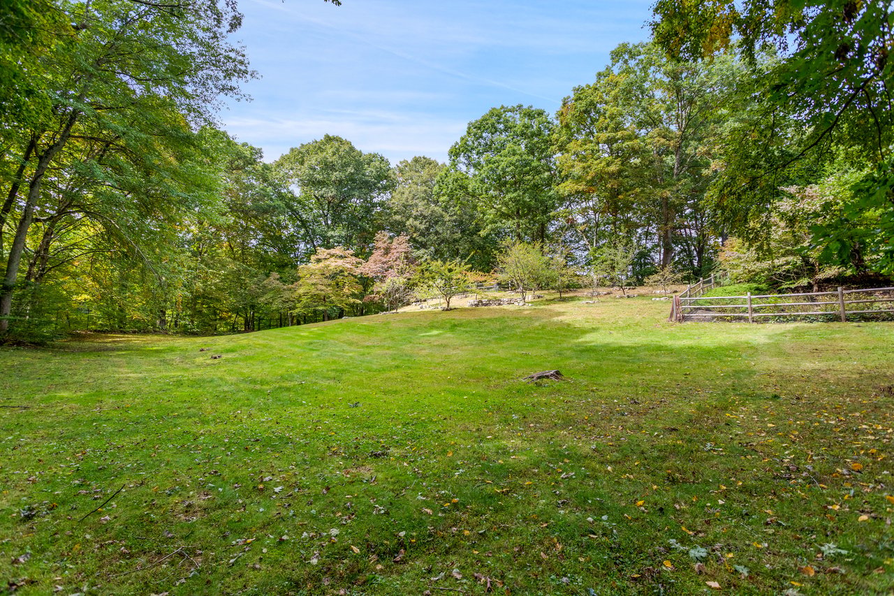 82 Honey Hollow Road