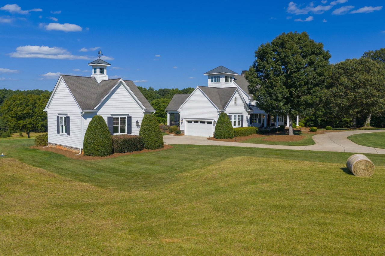 162 Acre Estate with Mountain Views