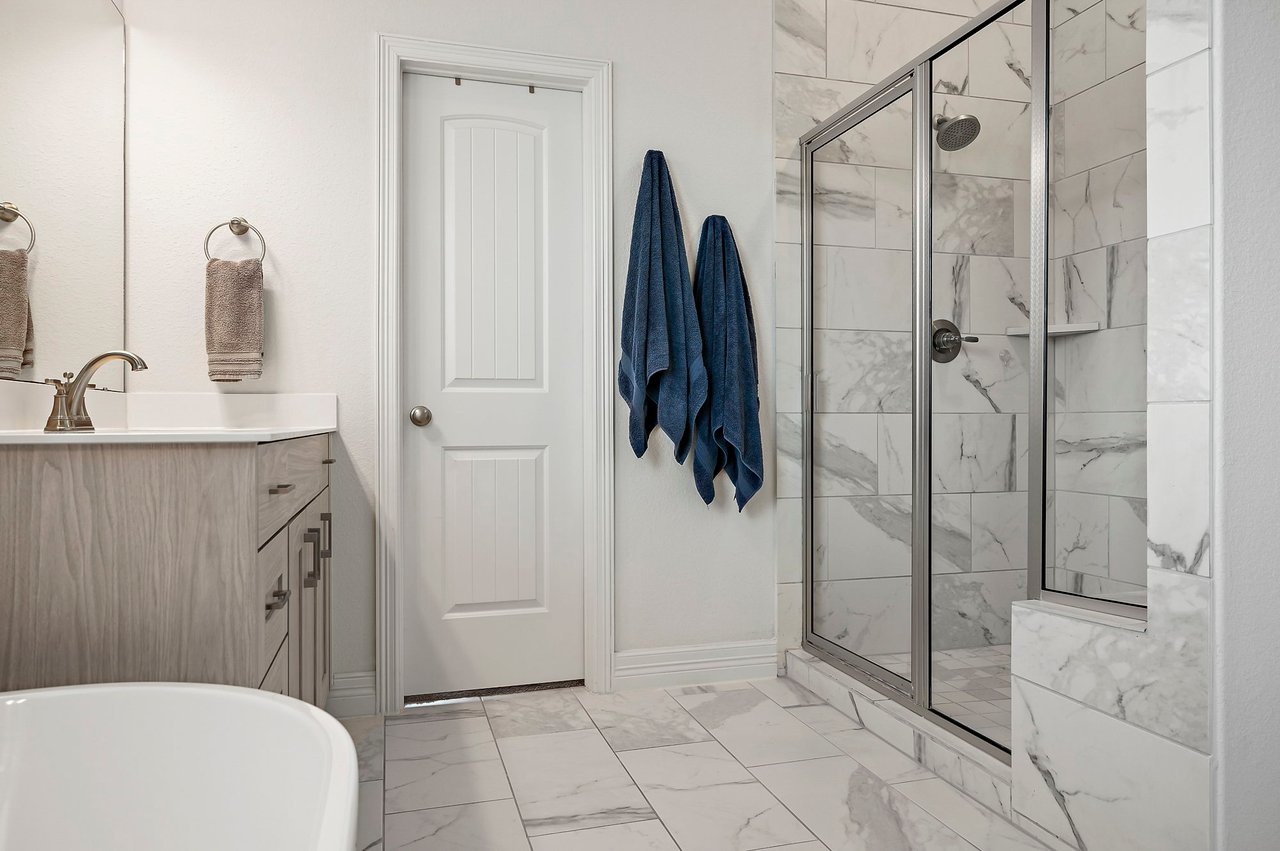 Contemporary Sweetwater Stunner
