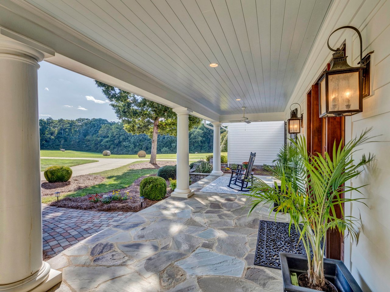 162 Acre Estate with Mountain Views